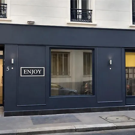 Enjoy פריז
